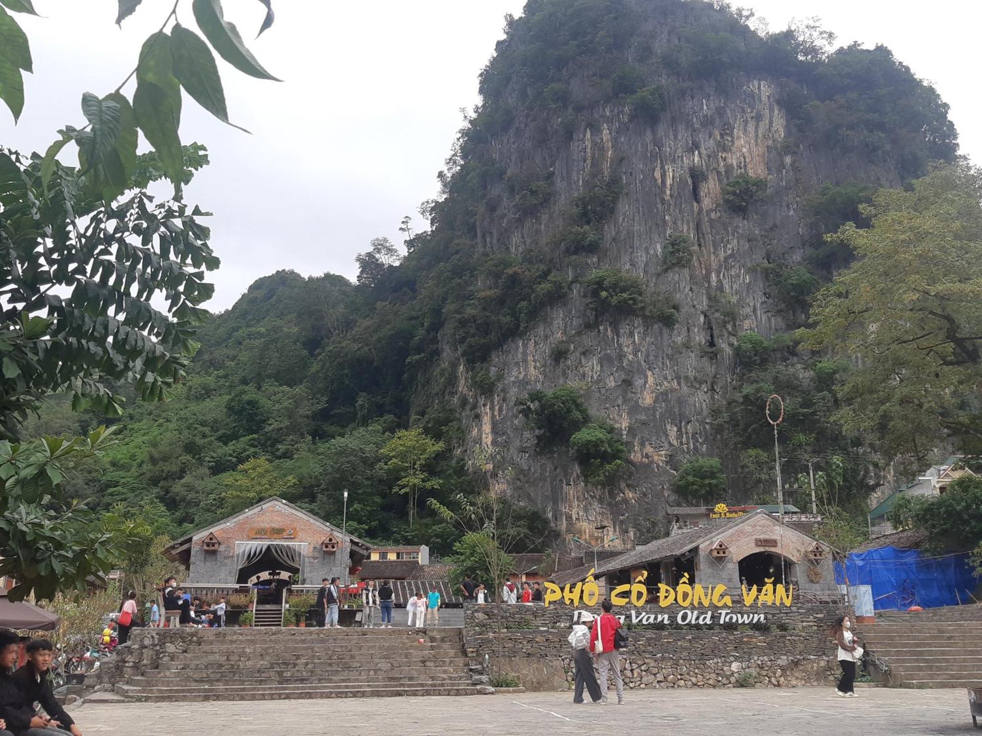 Ha Giang Historic Hotel & Tours Exterior photo