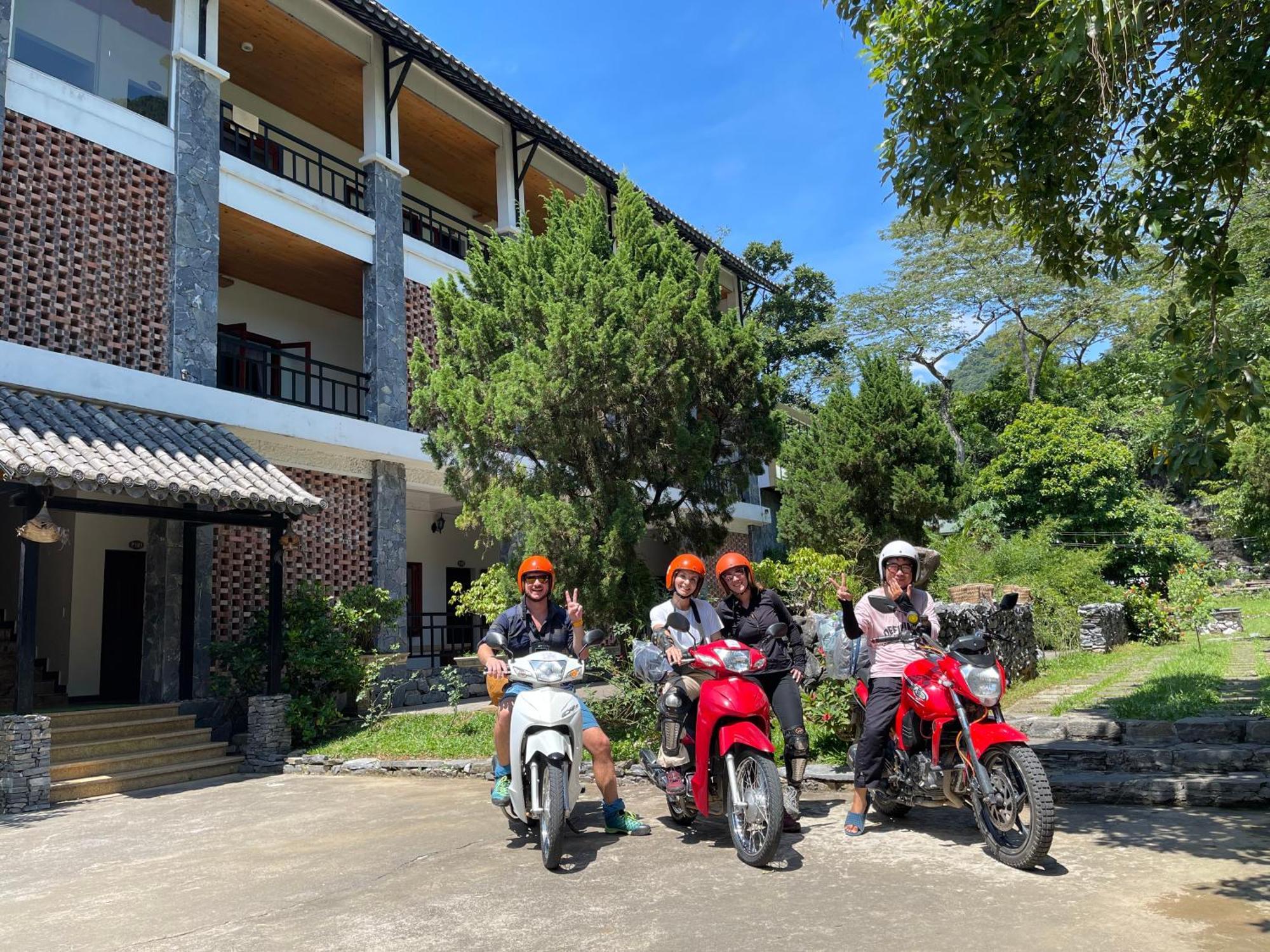 Ha Giang Historic Hotel & Tours Exterior photo
